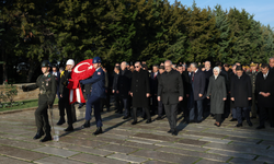 Büyük Önder Atatürk'ü anıyoruz... Devlet erkanı, Anıtkabir'de Ata'nın huzuruna çıktı