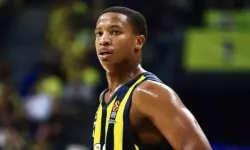 Devon Hall'dan Fenerbahçe Beko'ya kötü haber