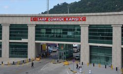 Sarp Sınır Kapısı'ndan geçiş rekoru