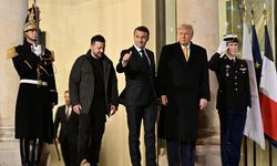 Emmanuel Macron, Zelenskiy ve Trump, Paris'te bir araya geldi