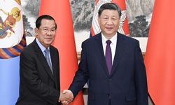 Xi Jinping, Hun Sen ile görüştü