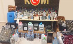 İzmir'de 36 bin litre sahte etil alkol el geçirildi; 4 şüpheli tutuklandı