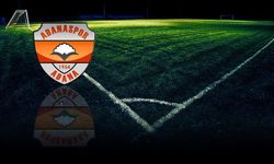 Adanaspor 4 oyuncuyla yollarını ayırdı