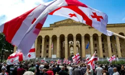 "Gürcistan'ı Ukrayna yapmalarına izin vermeyeceğiz"