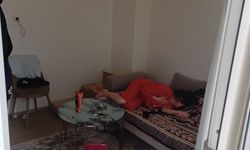 Birlikte yaşadığı kadını dövüp, bıçakladı