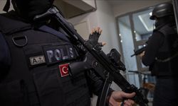 İstanbul'da terör örgütlerine operasyon: 14 kişi yakalandı
