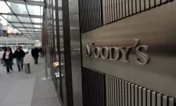 Moody's, ABD'nin kredi notunu düşürdü