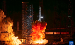 Çin, asteroit keşfi için Tianwen-2’yi uzaya gönderdi