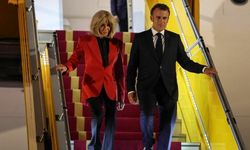 Macron: Eşimle sadece şakalaşıyorduk