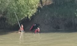 Kezer Çayı'na giren 14 yaşındaki çocuk kayboldu
