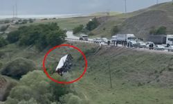 TIR ile otomobil çarpıştı: 1 ölü, 2 ağır yaralı