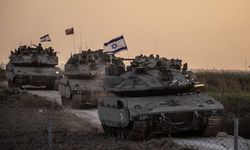 İsrail askerleri tank ve zırhlı araçlarla Lübnan topraklarını ihlal etti