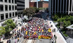 San Francisco'da öğretmenler Trump'ı protesto etti