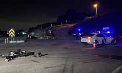 Otomobil ile motosikletin çarpıştığı kazada 1 kişi öldü, 2 kişi yaralandı