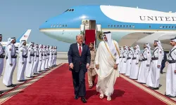 Trump Katar'da; 160 uçak alımı için anlaşma imzalandı