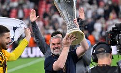 İngiliz medyası Postecoglou'yu "kahraman" ilan etti