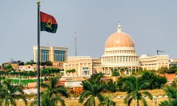 Angola'da petrol platformu yangınında 3 kişi öldü