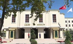 İçişleri Bakanlığı'ndan, 30 büyükşehir ilçesine kaymakam yerine vali atanacağı iddiasına yanıt