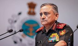 Hindistan, ilk kez Pakistan'ın uçaklarını düşürdüğünü doğruladı