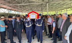 Girdiği derede boğulan astsubay, toprağa verildi