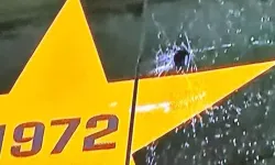 Galatasaray takım otobüsüne taşlı saldırı