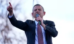 Özgür Özel’den operasyonlar sonrası miting kararı