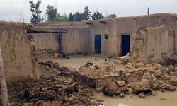 Pakistan'da fırtına: 25 ölü