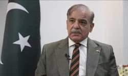 Pakistan Başbakanı Şerif Çin'e gidiyor