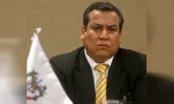 Peru Başbakanı Adrianzen, görevinden istifa etti