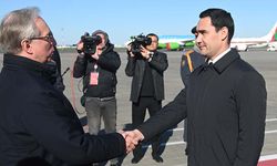 Türkmenistan Devlet Başkanı Berdimuhamedov Moskova'da