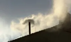 Vatikan'da beyaz duman; yeni papa seçildi