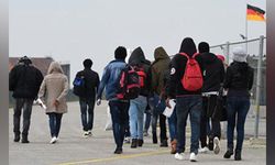 Alman mahkemesine göre, sınırda iltica talebinde bulunanların geri çevrilmesi yasa dışı