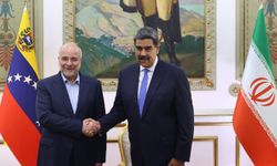 Venezuela Devlet Başkanı Maduro, İran Meclis Başkanı Kalibaf ile bir araya geldi
