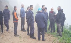 Dağ horozu gözlemlemek için gelen doğaseverlere sis engeli