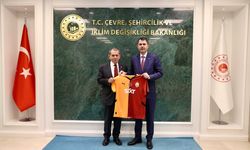Bakan Kurum, Galatasaray Kulübü Başkanı Özbek ile görüştü