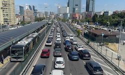 İstanbul'da bayramın ikinci gününde trafik yoğun