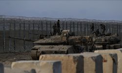 İsrail, IŞİD bağlantılı grubu silahlandırdığını kabul etti