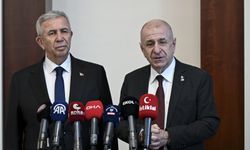 Ümit Özdağ, ABB Başkanı Mansur Yavaş'ı ziyaret etti