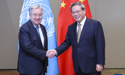 Başbakan Li, BM Genel Sekreteri Guterres’le görüştü