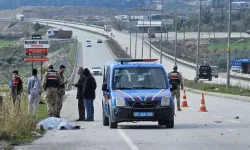 Hatay'da feci kaza: Otomobiller çarpıştı!