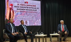 Chavez 71 yaşında: Devrimin ruhu hala yaşıyor