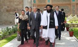 Wang Yi, Afganistan Dışişleri Bakanı Muttaqi ile görüştü