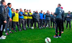İtalyan futbol antrenörlerinden açıklama: İsrail men edilmeli