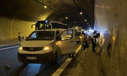 TEM’de tünel içinde zincirleme kaza: 5 kişi yaralandı