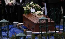 Kolombiya'da Senatör Uribe'ye veda