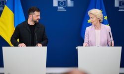 Zelenskiy'den çözüm için "üçlü format" önerisi