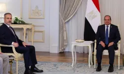 Bakan Fidan, Mısır Cumhurbaşkanı Sisi ile görüştü