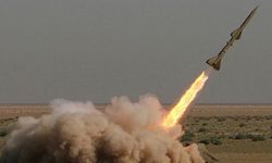 Husiler İsrail’deki Ben Gurion Havalimanı’nı hedef aldı