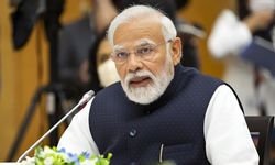 Modi, BRICS temaslarına başladı