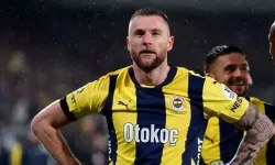 Fenerbahçe transferi bitirdi: Slovak yıldızla imzalar atıldı!
